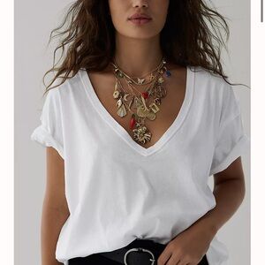 Free people Nina v neck, new & never worn or washed.